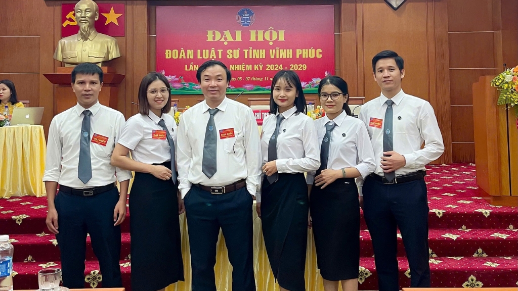 Chính Trực – Trung Thực – Tử Tế: Tấm Khiên Bảo Vệ Chân Lý Và Sứ Mệnh Của Người Luật Sư
