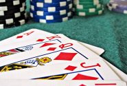 Ngồi xem đánh bạc có vi phạm pháp luật không?